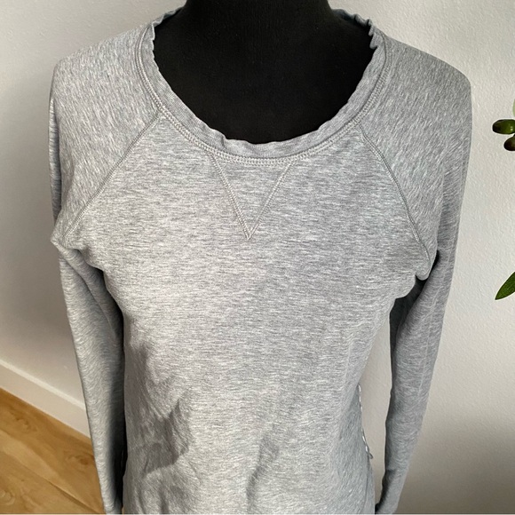 Lululemon Reversible Long Sleeve Top - Picture 2 of 12